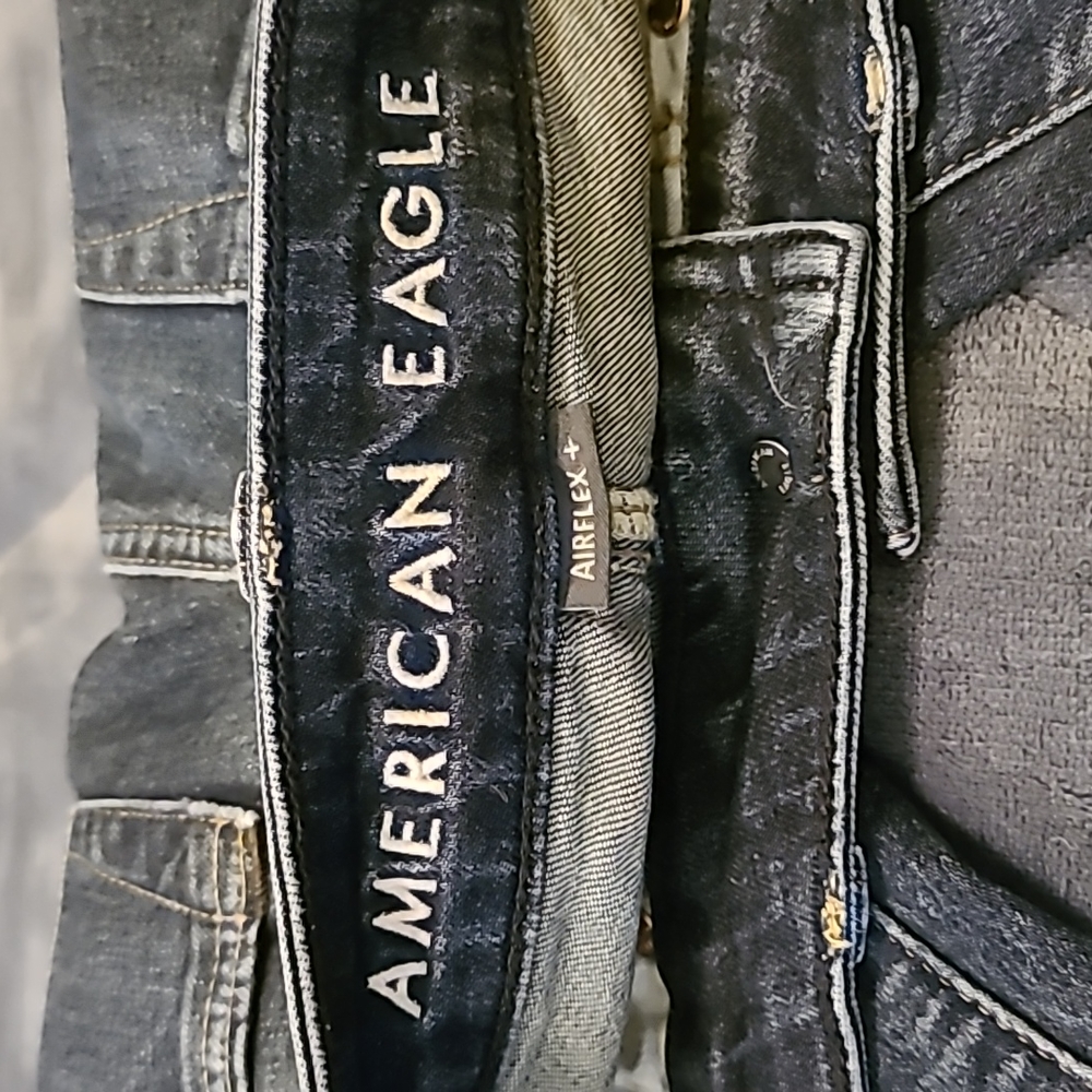 Men's American Eagle 28x30 athletic fit jeans
